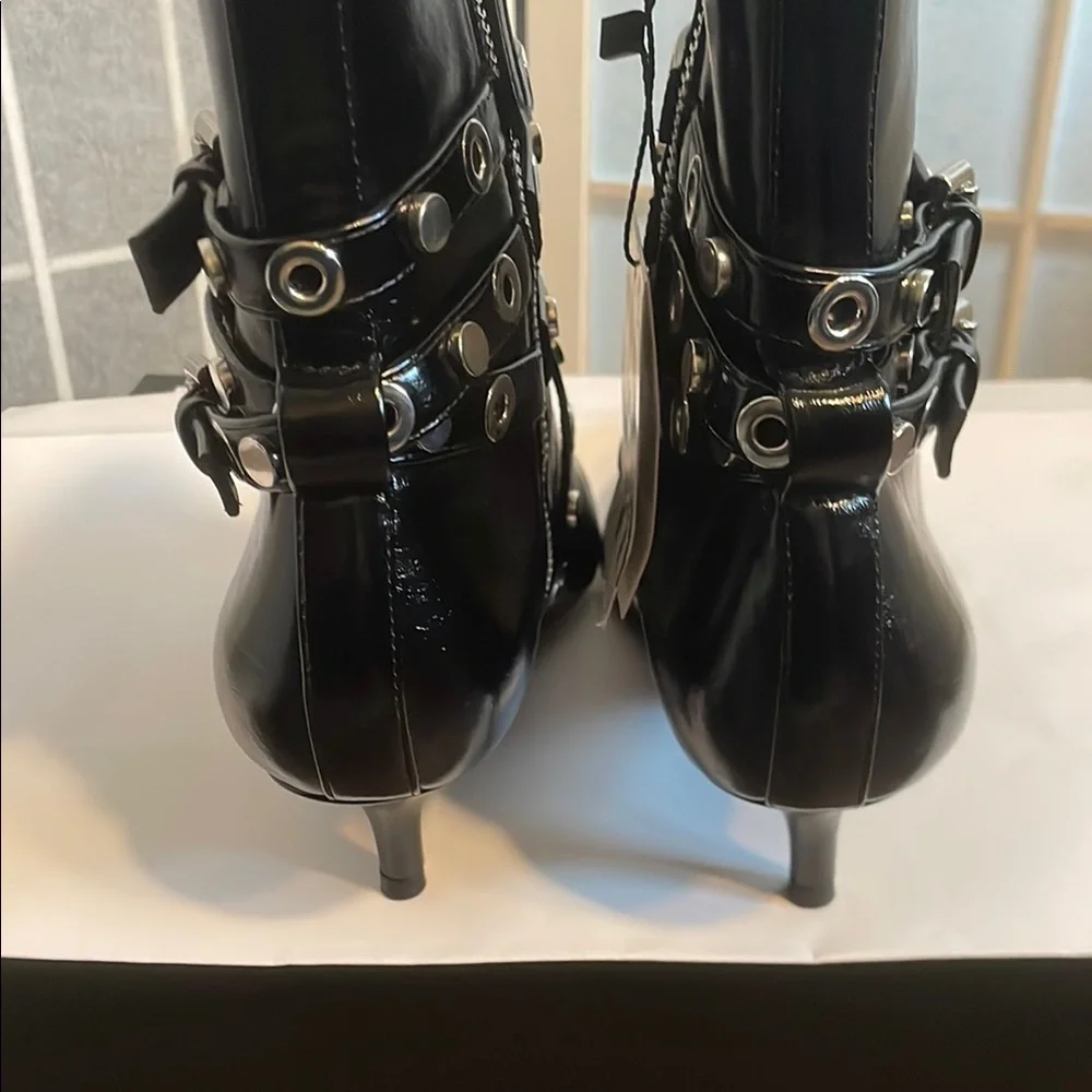 Zara Black Ankle Boots with Buckle Detail - Picture 4 of 8